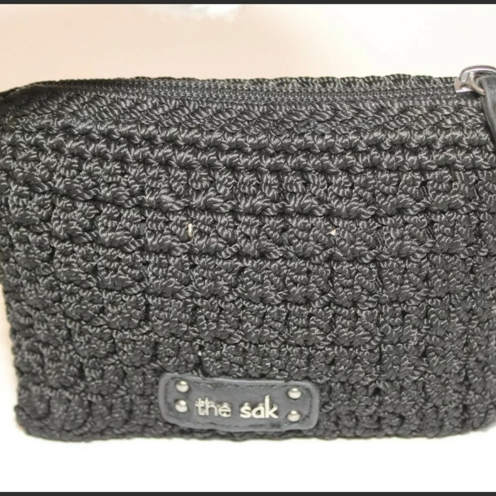 🖤▪️The Sak▪️ NEW 109071 Iris Black Floral Wevve Crochet Card Wallet MSRP $39